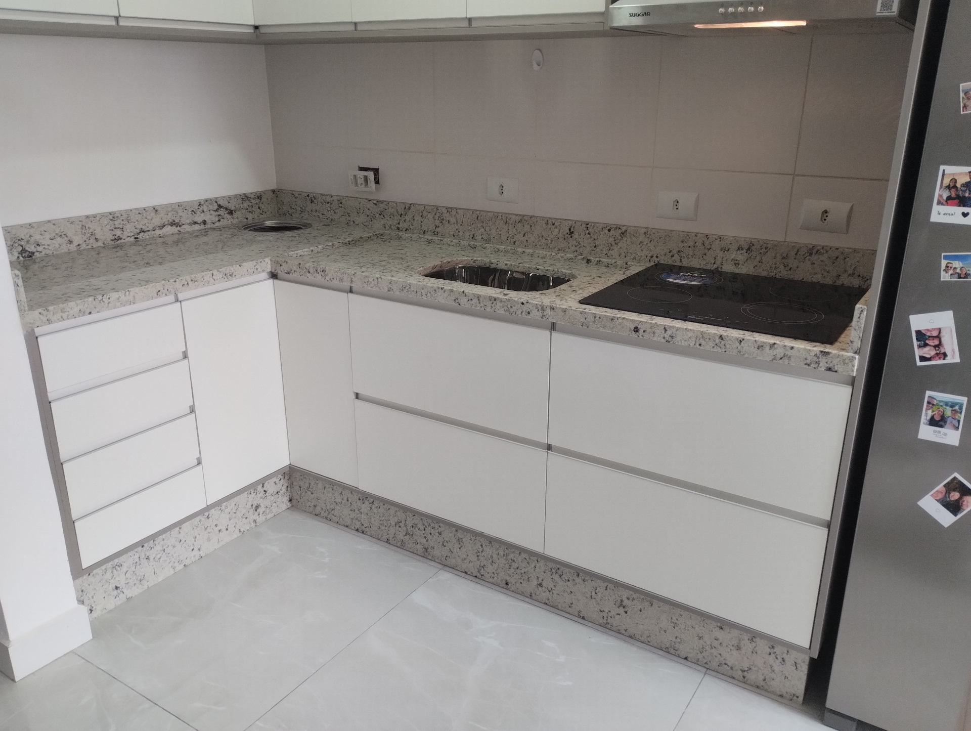 Cozinha em L Compacta