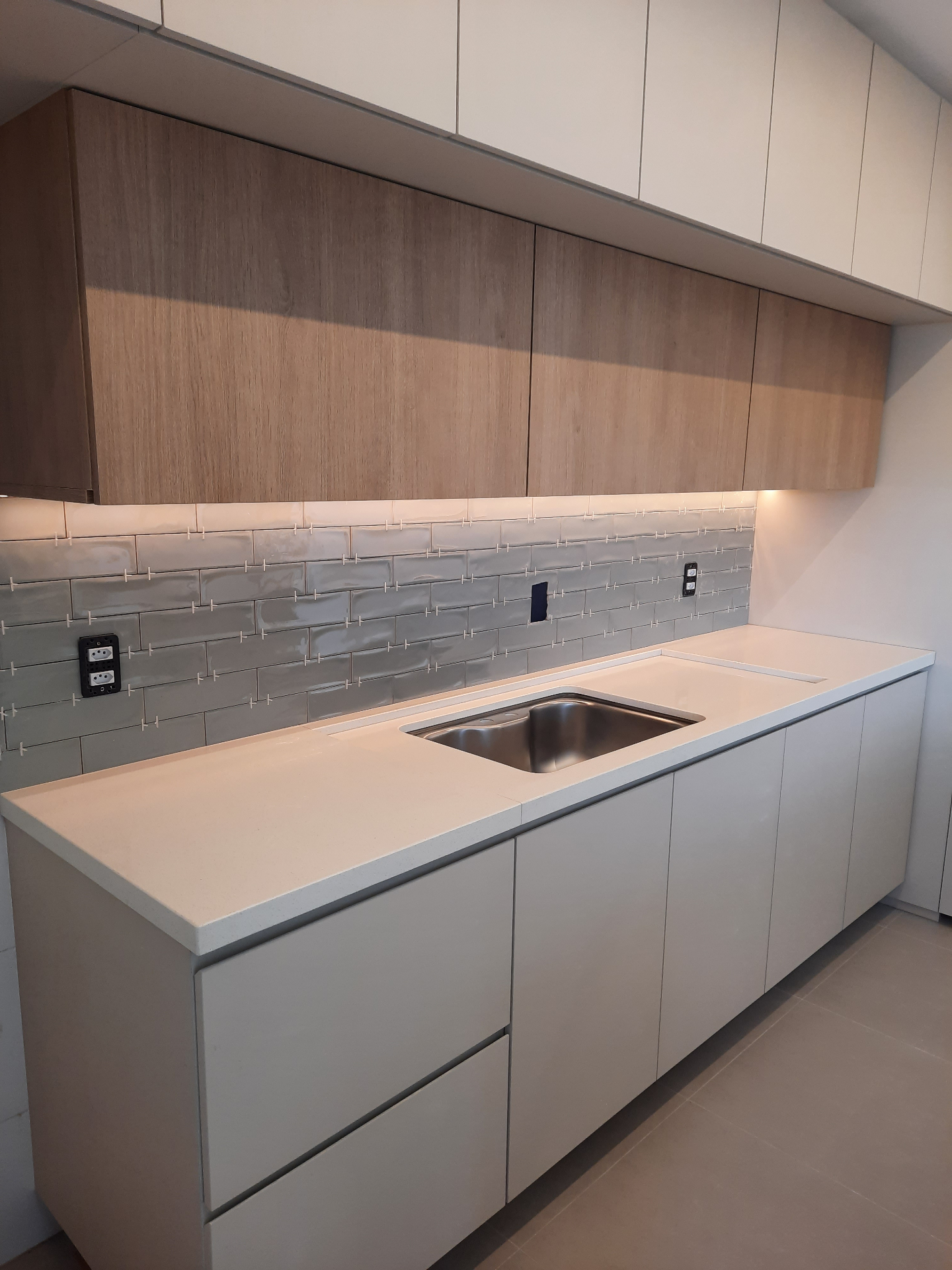 Cozinha Linear Nogueira