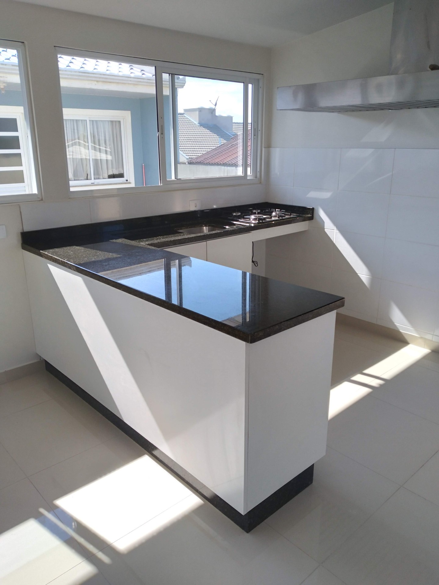 Cozinha Bancada Branca