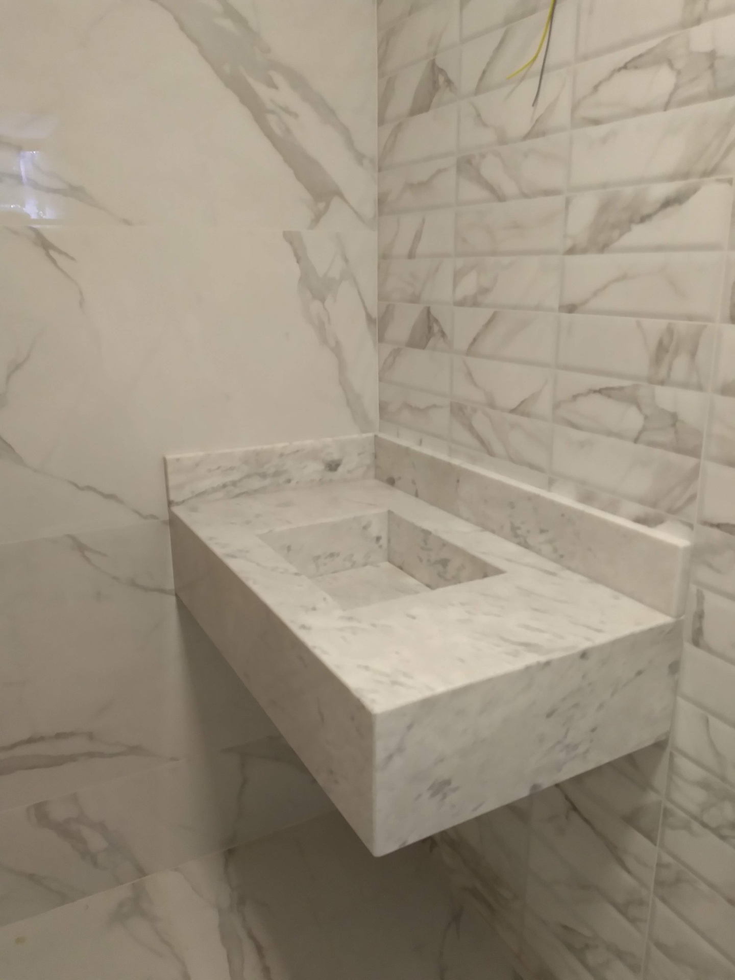 Lavabo Mármore Esculpido
